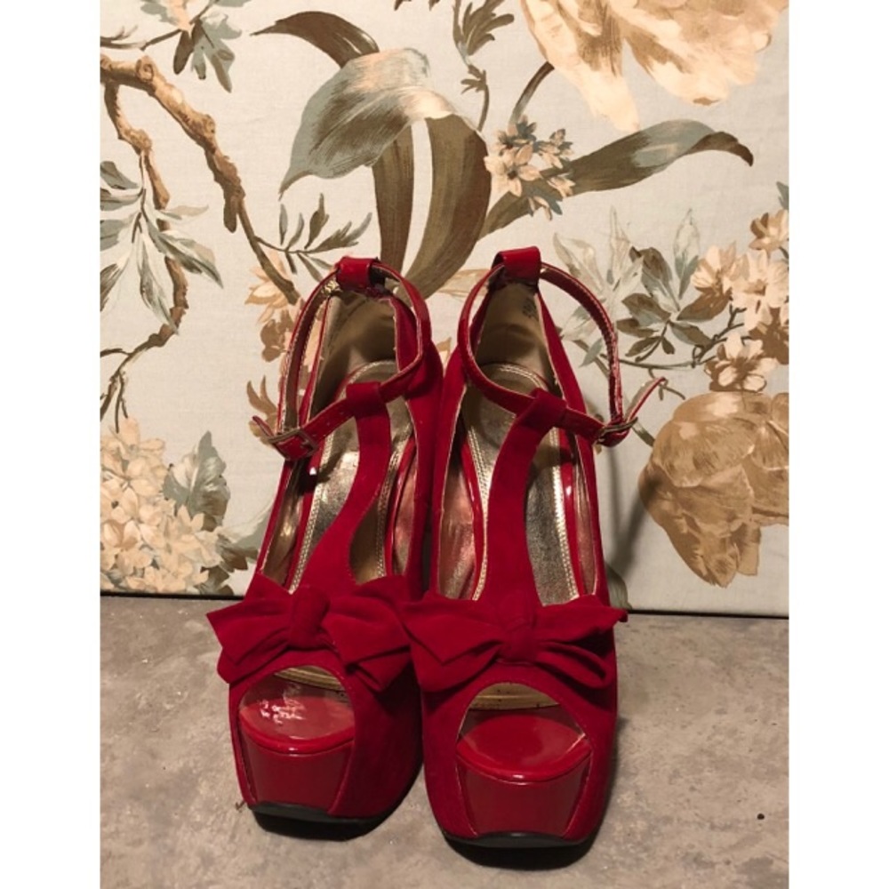 Platform heels